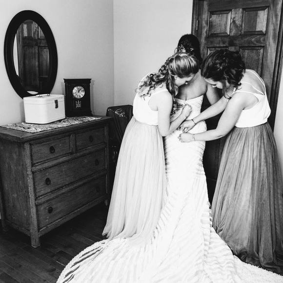 Meet your Posher, Claire - Picture 1 of 3